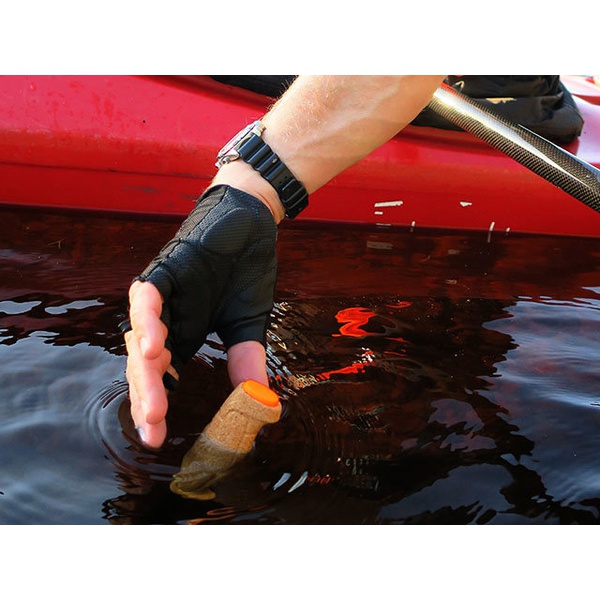 Нож Morakniv Floating Serrated Knife