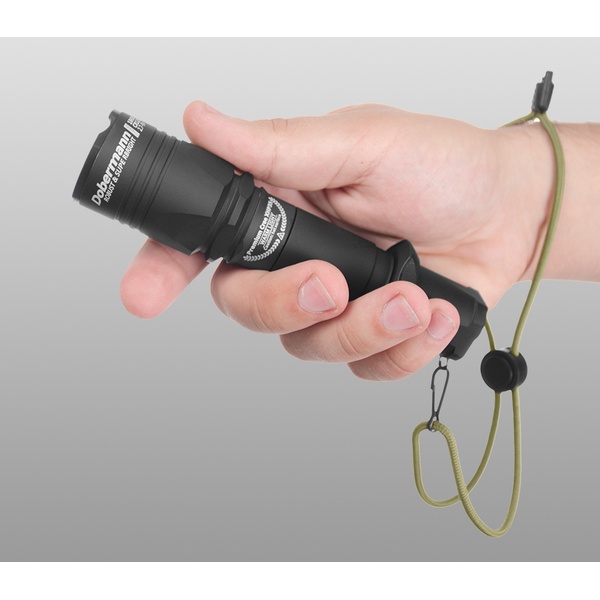Фонарь тактический ArmyTek Dobermann Pro XHP35 HI теплый свет