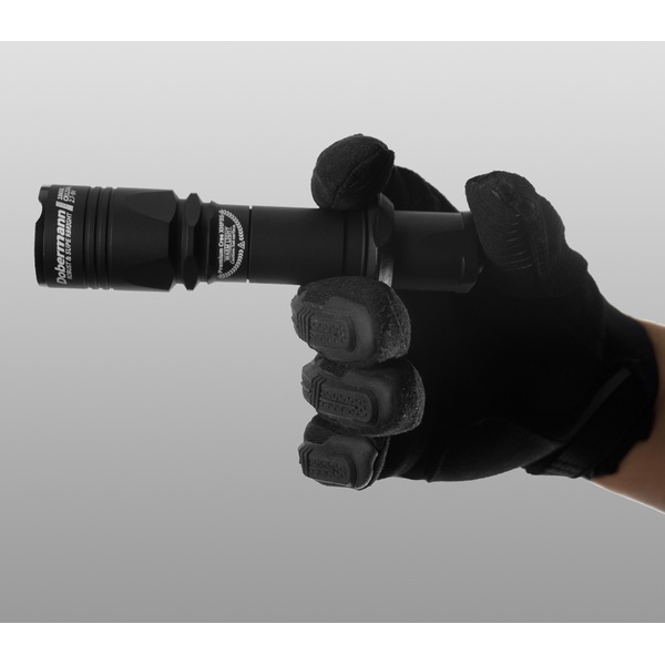 Фонарь тактический ArmyTek Dobermann Pro XHP35 HI теплый свет