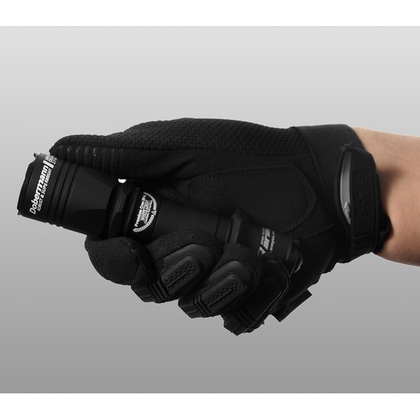 Фонарь тактический ArmyTek Dobermann XP-L