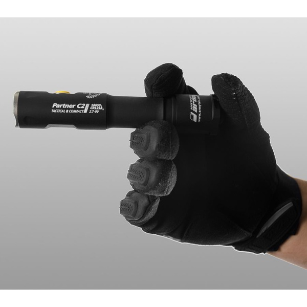 Фонарь тактический ArmyTek Partner C2 Pro V3 теплый свет