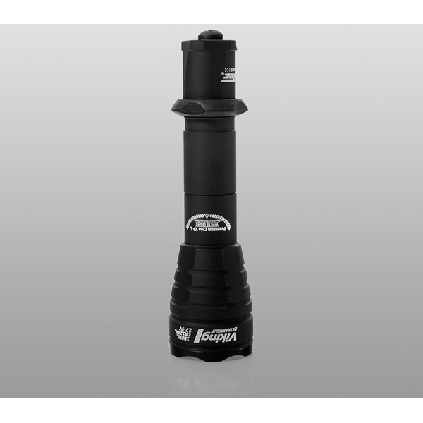 Фонарь тактический ArmyTek Viking V3 теплый свет