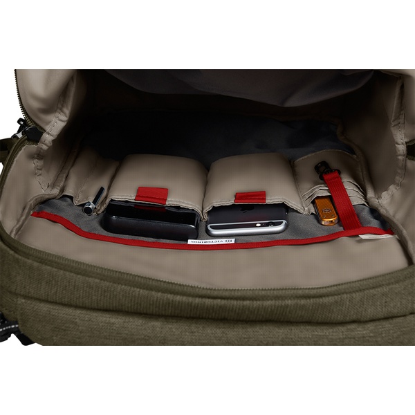 Рюкзак Victorinox Altmont Classic Deluxe Laptop 15" зеленый