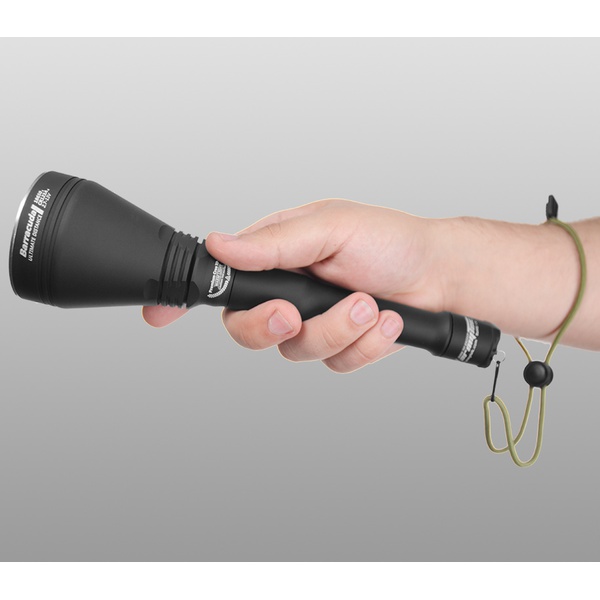Фонарь ArmyTek Barracuda V2 теплый свет