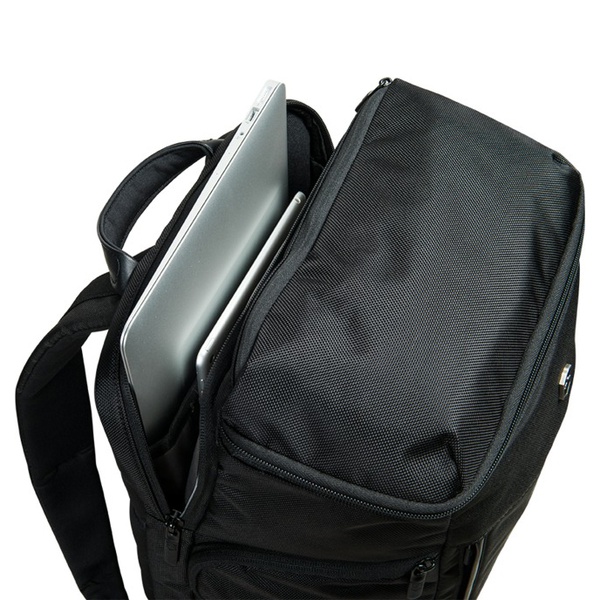 Рюкзак Victorinox Altmont Professional Deluxe 15' черный