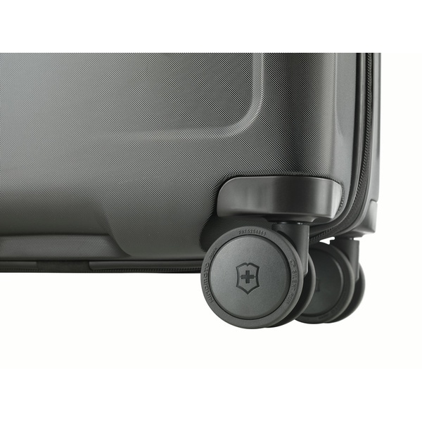 Чемодан Victorinox Connex черный, 34 л