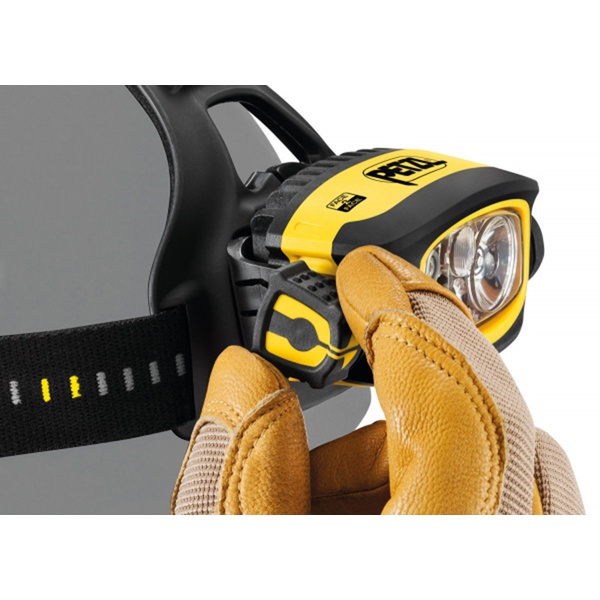 Фонарь налобный Petzl Duo Z2