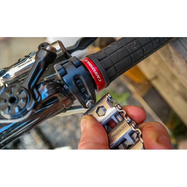 Мультитул Leatherman Tread чёрный