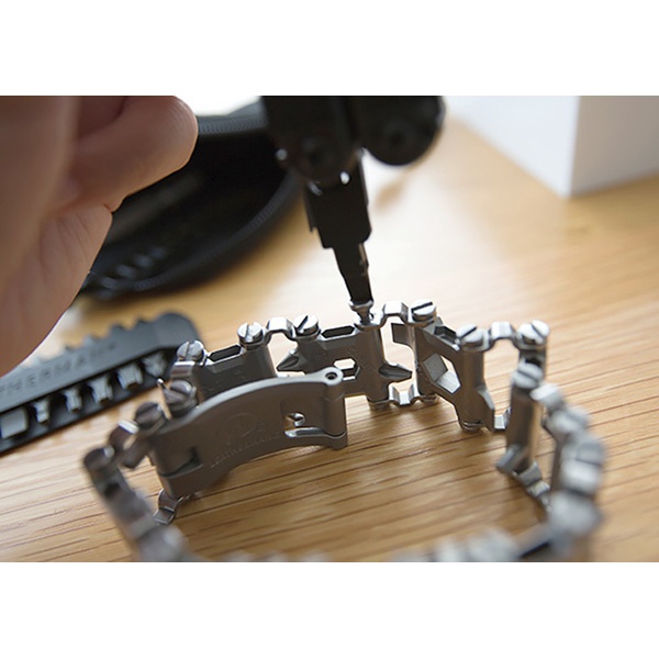 Мультитул Leatherman Tread чёрный