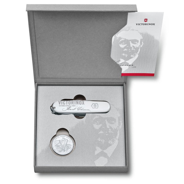 Нож Victorinox Huntsman 1.1918.J18