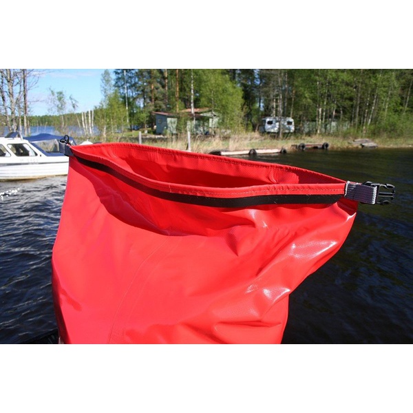 Драйбег Mobula с лямками красный, 80 л