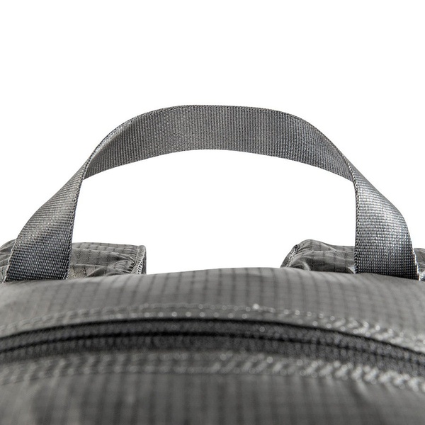 Рюкзак Tatonka Squeezy 18 titan grey