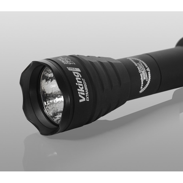 Фонарь светодиодный ArmyTek Viking Pro V3 XHP50 (2150 лм, тепл.свет)