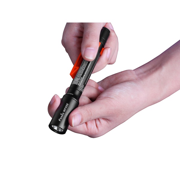 Фонарь Fenix WF05E