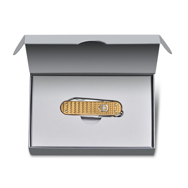 Нож-брелок Victorinox Classic SD Precious Alox (подар. упаковка) brass gold