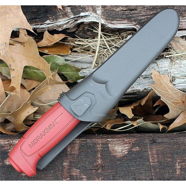 Нож универсальный в пластиковых ножнах Morakniv Basic 511