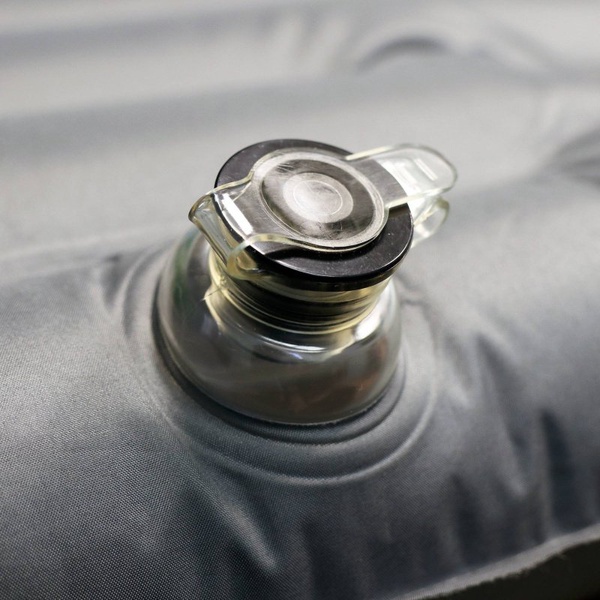 Матрас надувной Следопыт (с насосом)