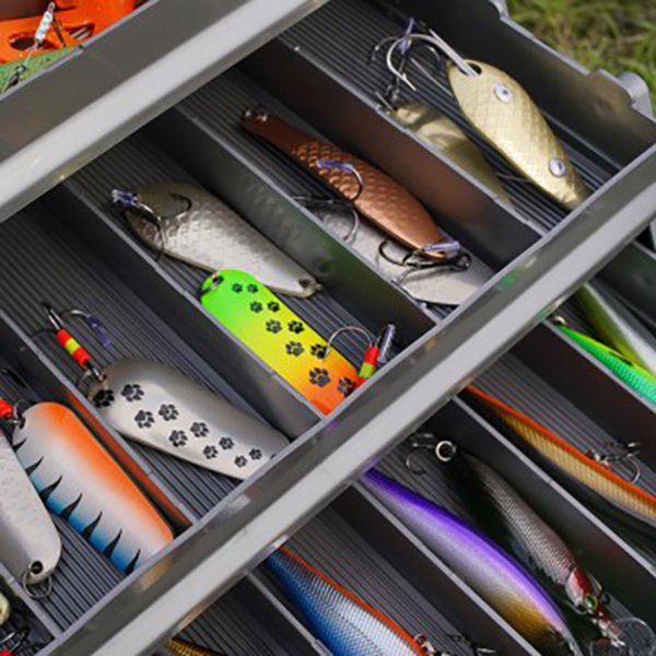 Блесна колеблющаяся Premier Fishing Финка (15г) 06