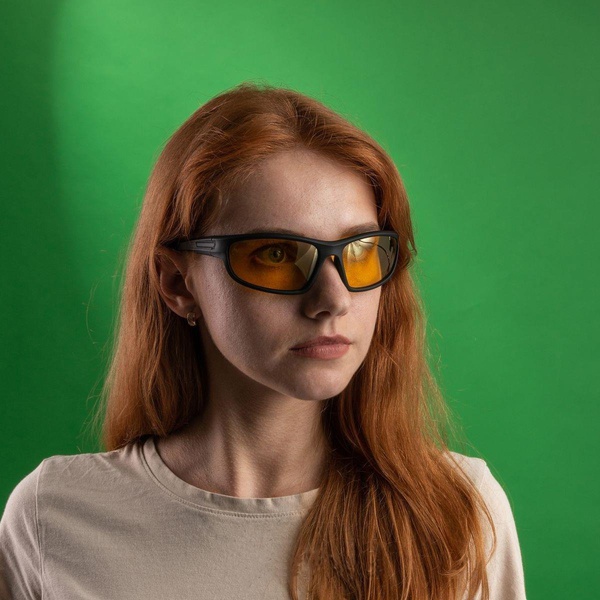 Очки поляризационные Premier Fishing PR-OP-8228 (в чехле) желтый