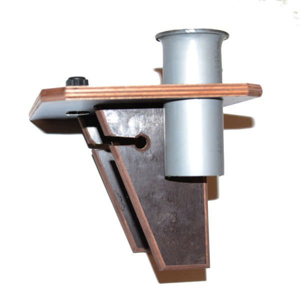 Столик для эхолота Урма №4 с держателями для спиннинга