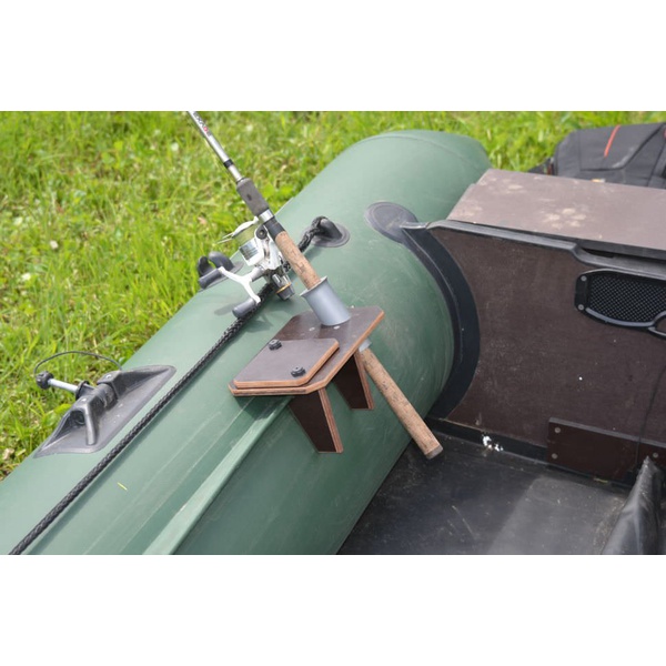 Столик для эхолота Урма №6 с держателями для спиннинга