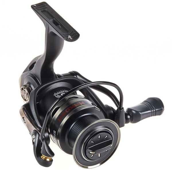 Катушка безынерционная Lucky John Makora BP Spin 8 2500FD