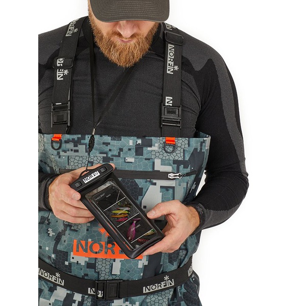 Полукомбинезон забродный Norfin Pilot Camo Bootfoot (с сапогами)