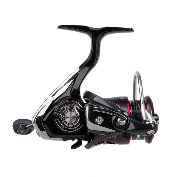 Катушка Daiwa 20 Fuego LT 2000