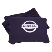 Наволчка Urma с логотипом Nissan
