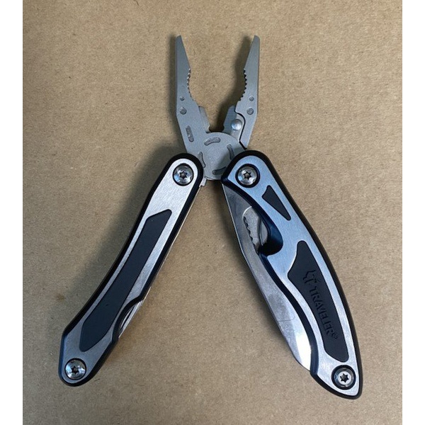 Мультитул Traveler MQ003G