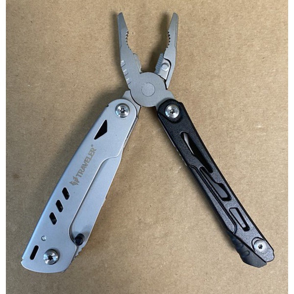 Мультитул Traveler MQ038G