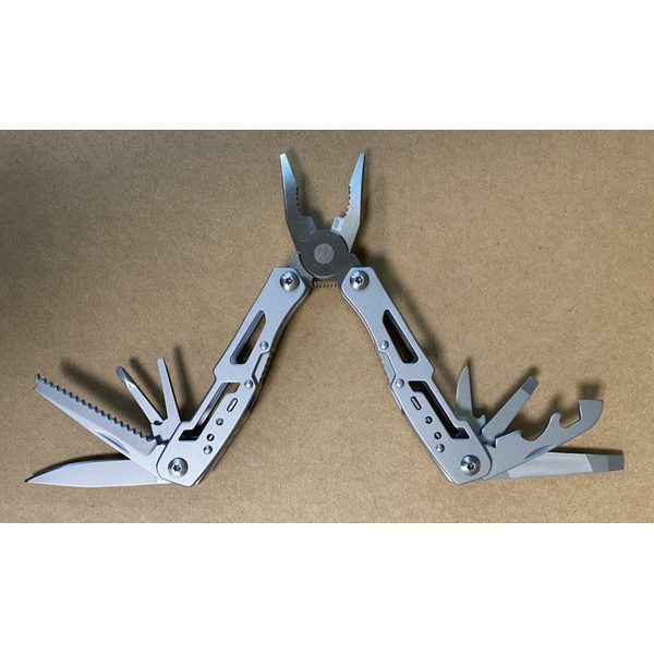 Мультитул Traveler MQ051G