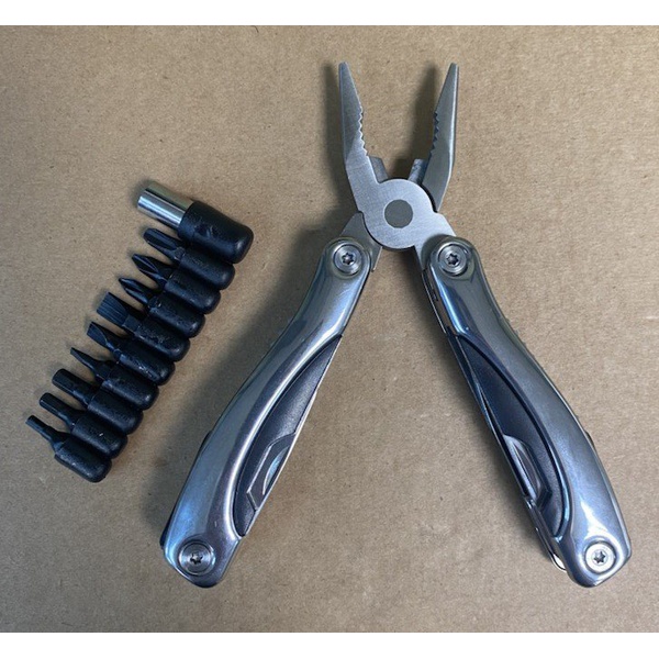 Мультитул Traveler MT609ID-8G