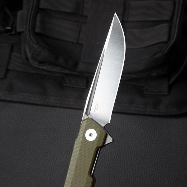 Нож Bestechman Dundee (сталь D2, рукоять G10) зеленый, титанирование/сатин