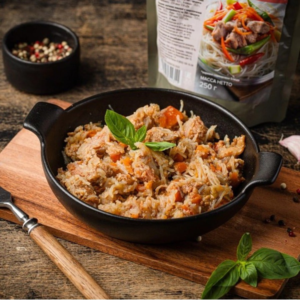 Готовое блюдо Кронидов Фунчоза со свининой и овощами 250 г