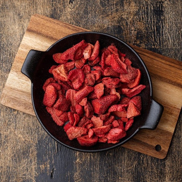 Сублимированный продукт Кронидов Клубника (слайсы) 25 г