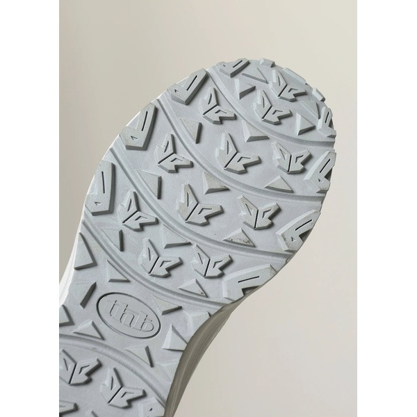 Кроссовки женские треккинговые THB Santis белый