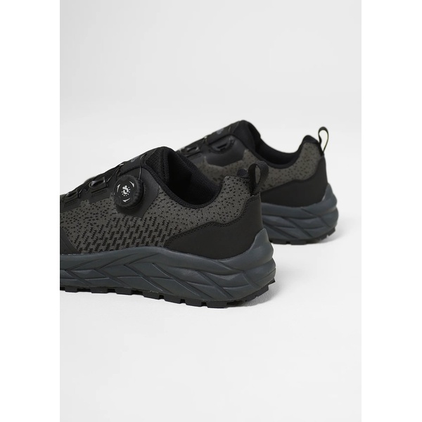 Кроссовки треккинговые THB Trace черный/серый