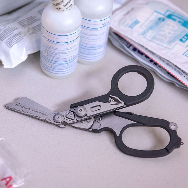 Мультитул Leatherman Raptor Rescue (в кобуре) Black