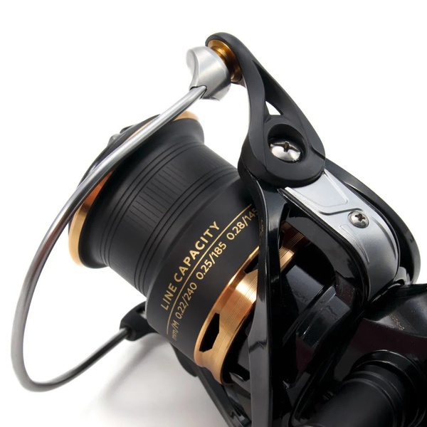 Катушка безынерционная Namazu Pro Baitrunner BR4000